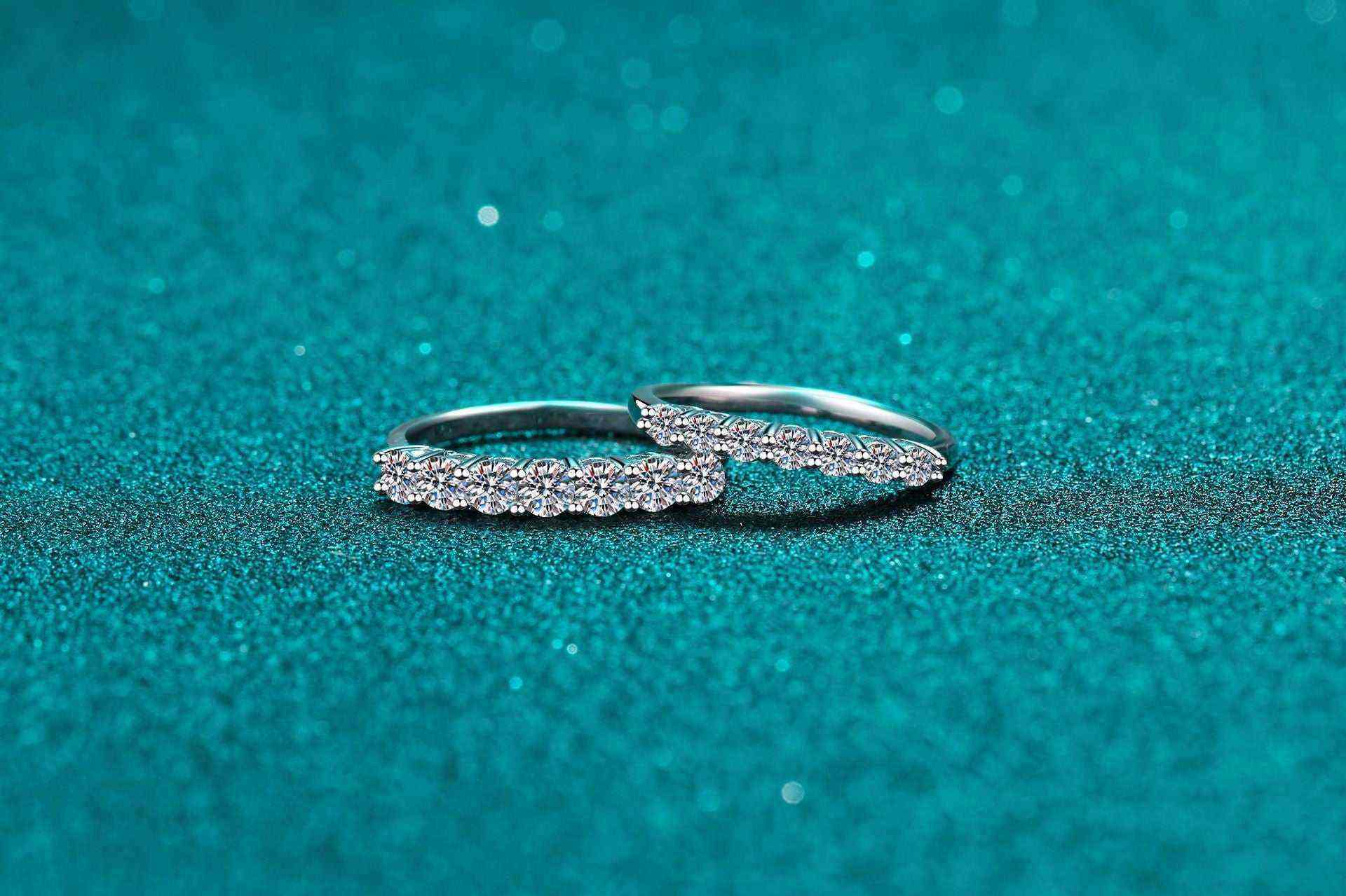 0.7 CTW DEW seven-stone round moissanite semi-eternity wedding band in platinum plated S925 sterling silver