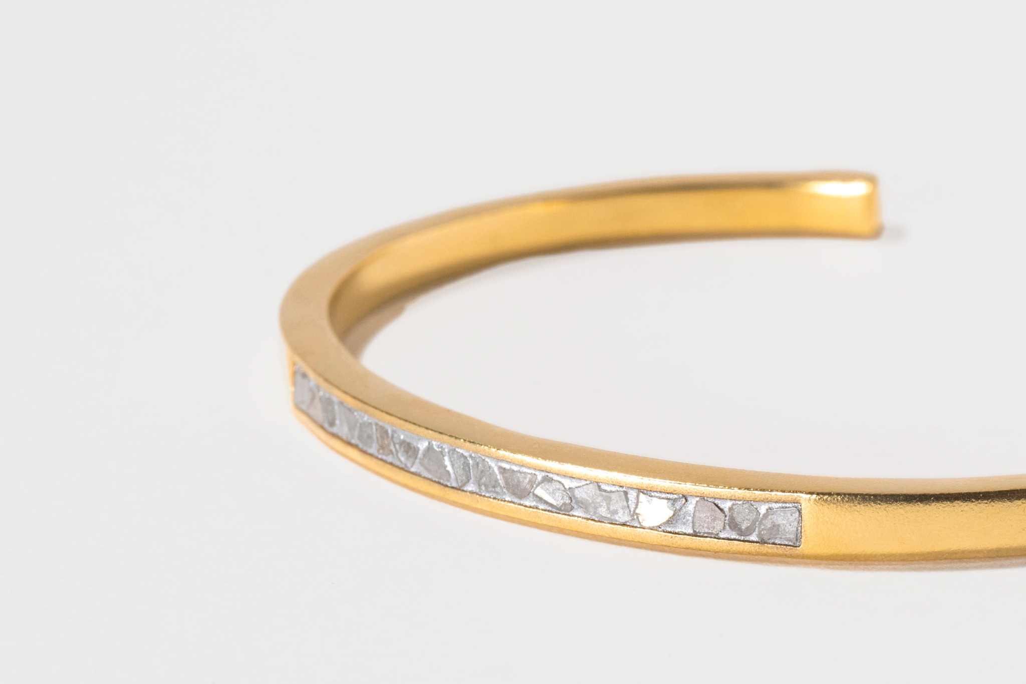 Hapur Gold Vermeil Bangle bracelet with sliced raw uncut diamonds and 18K gold layer on sterling silver base, slim elegant design.