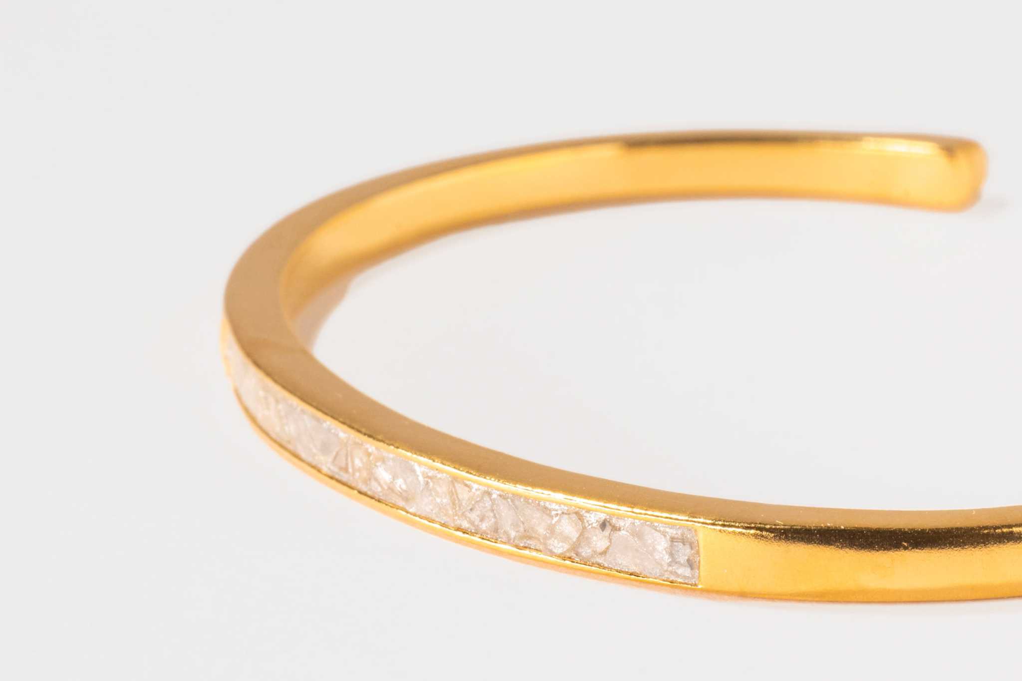 Hapur Gold Vermeil bangle bracelet with raw diamond inlay and slim gold-plated design