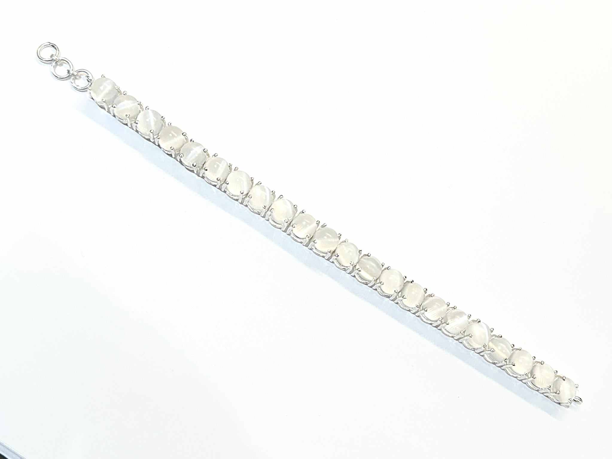 27.94 CTW 7mm Natural Cat's Eye Hazy Milky White Round Cabochon Moonst