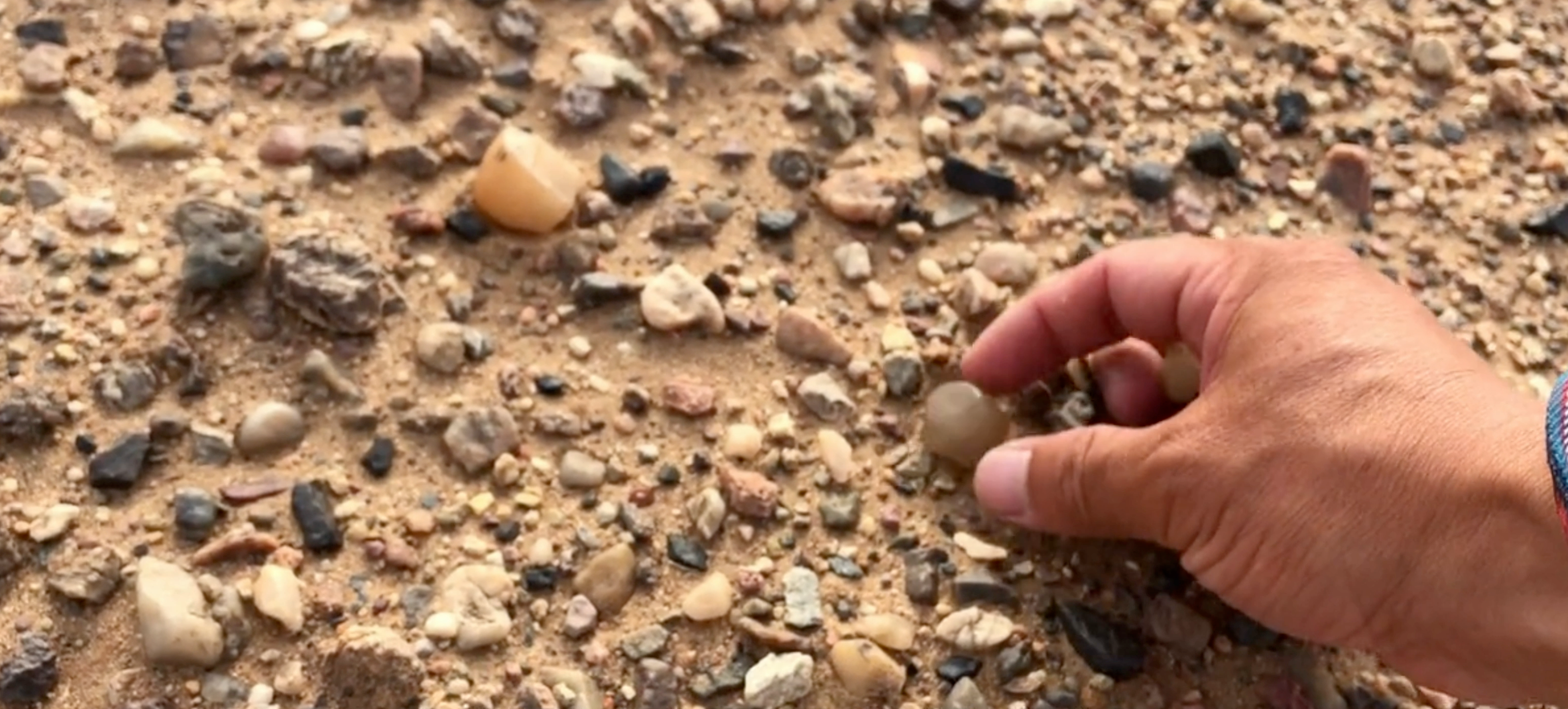 This is how it looks like on the surface of the desert