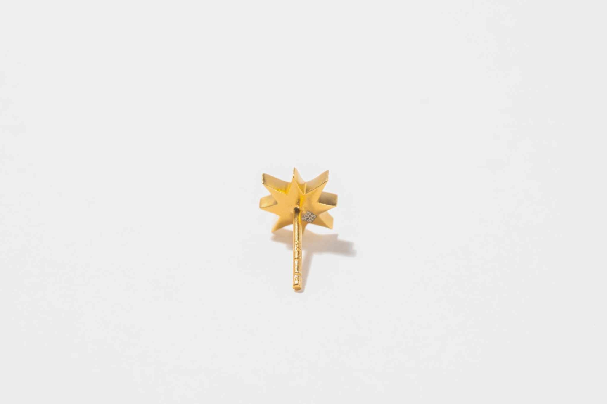 Nash Gold Vermeil stud earring with sliced raw diamonds and 18k gold vermeil finish