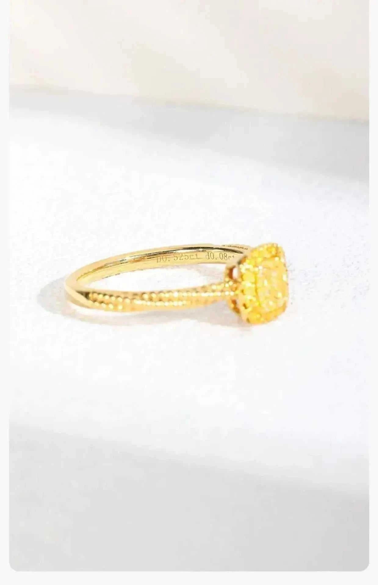 18K Yellow Gold Cube Sugar Square Gem Dough Twisted Ring