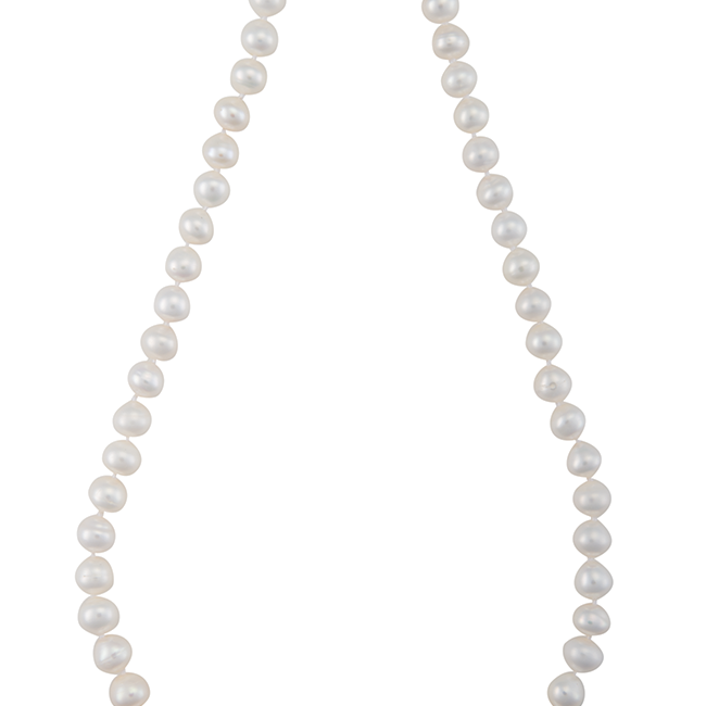 Elegant 18-inch freshwater pearl strand necklace with 8-9mm white cultured pearls and stainless steel magnetic clasp.
