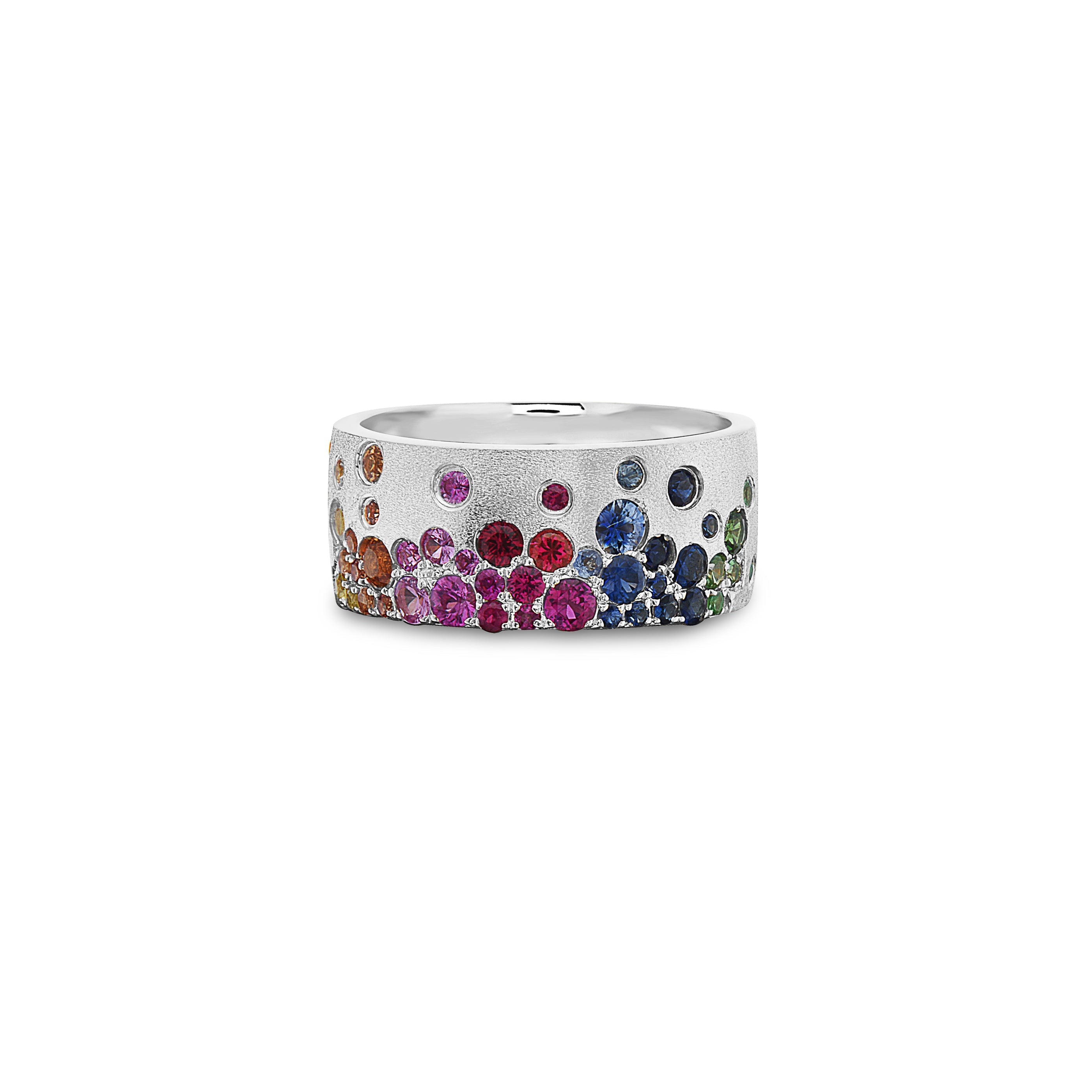 Sapphire Scattered Rainbow Cigar Band in 14K Gold