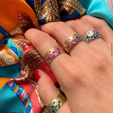 Sapphire Scattered Rainbow Cigar Band in 14K Gold