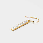Miladi Small Gold Vermeil Earring with geometric design and raw uncut diamond detail